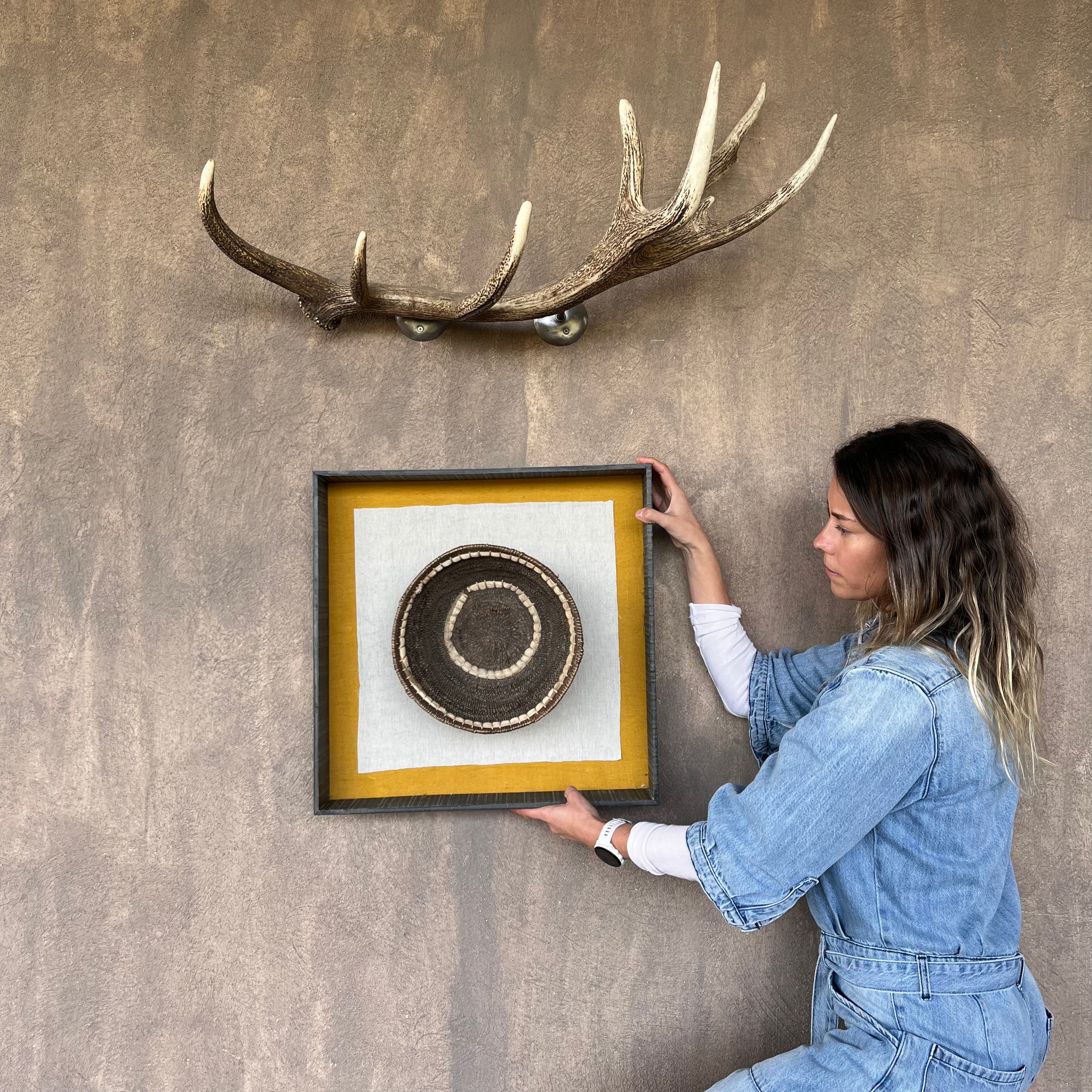 CUADRO BICOLOR UHURU